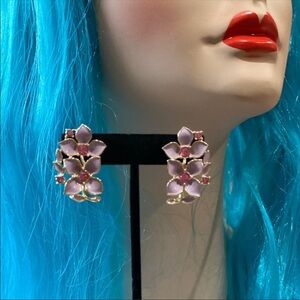 Vintage 1962 signed Sarah Cov flower clip on earrings